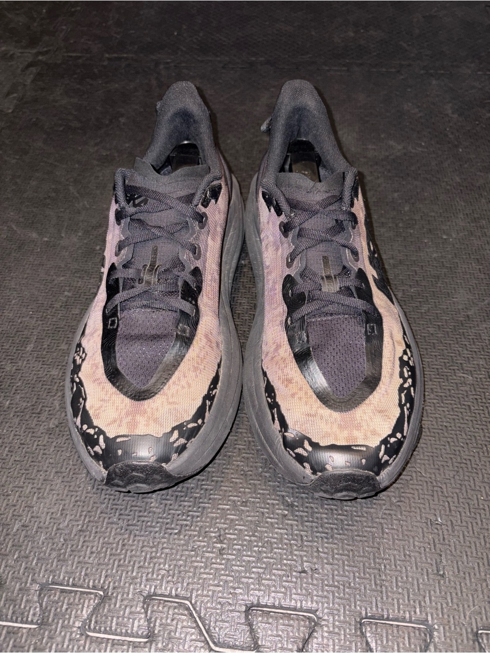 Size 10-Men Hoka One One HOKA Speedgoat 6 Black Tan Camo Gorpc Running Shoes